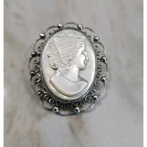 Vintage Brooch Sterling Silver Sorrento Pin Pendant Mother of Pearl Bali Cameo